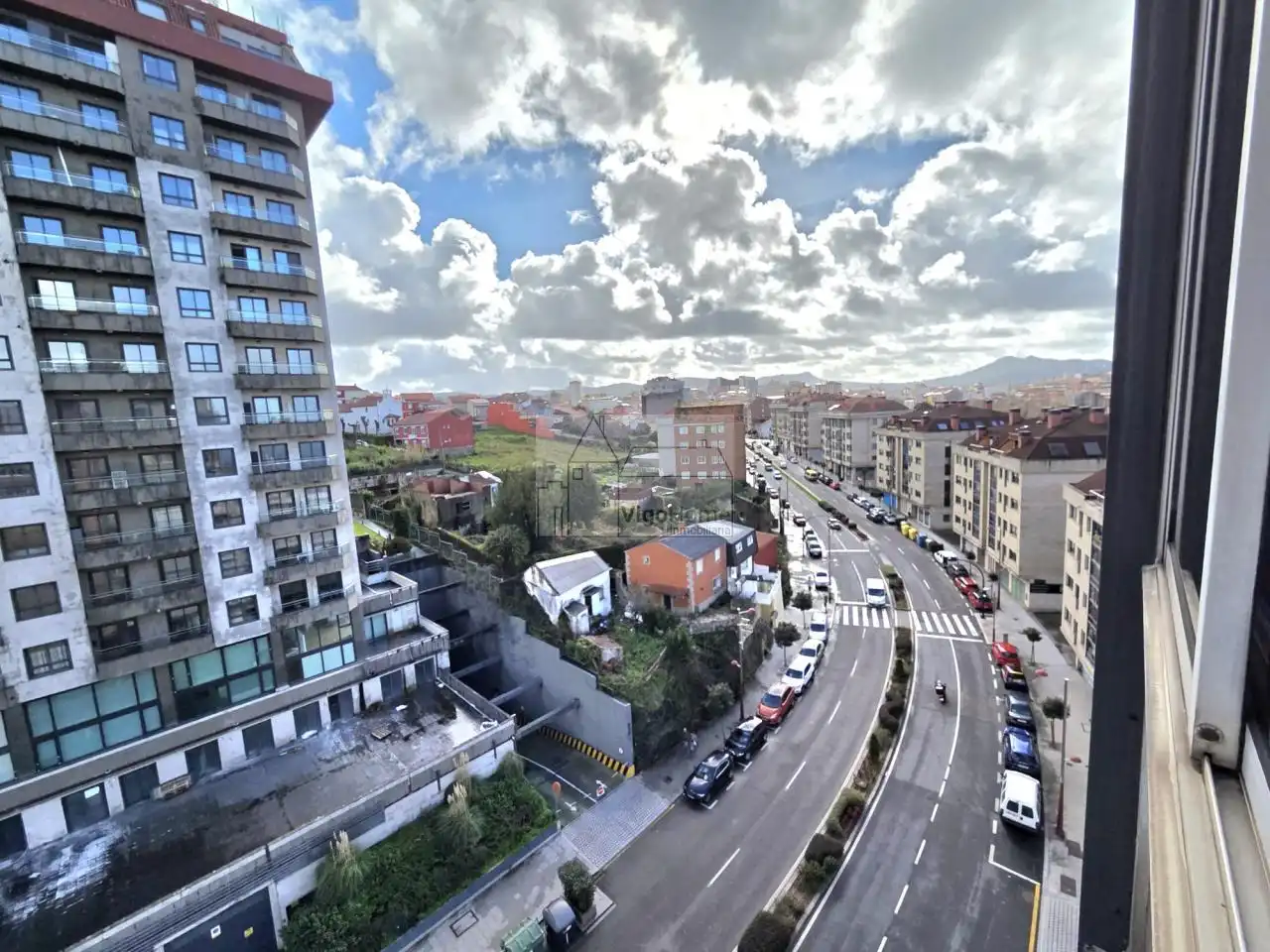 Außenansicht von Wohnung zum Verkauf in Vigo  mit Terrasse und Balkon