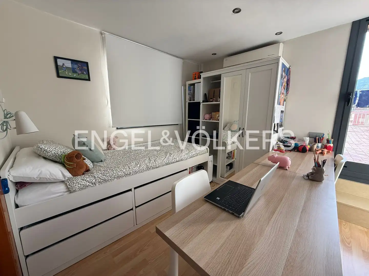 Habitación de Ático en venta en Alella con Aire acondicionado, Calefacción y Parquet