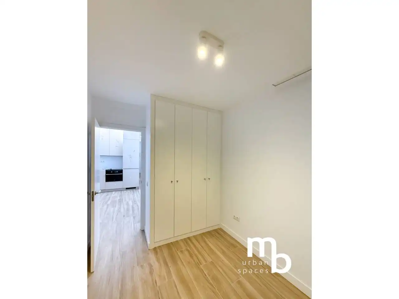 Flat for sale in Madrid  with Air Conditioner and Heating
