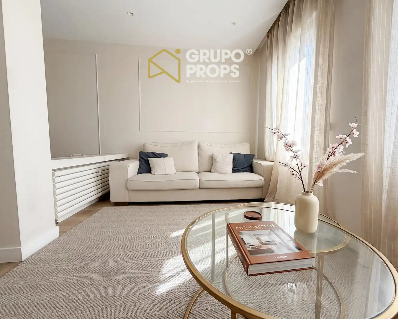 Wohnzimmer von Wohnung zum Verkauf in Madrid mit Klimaanlage und Heizung