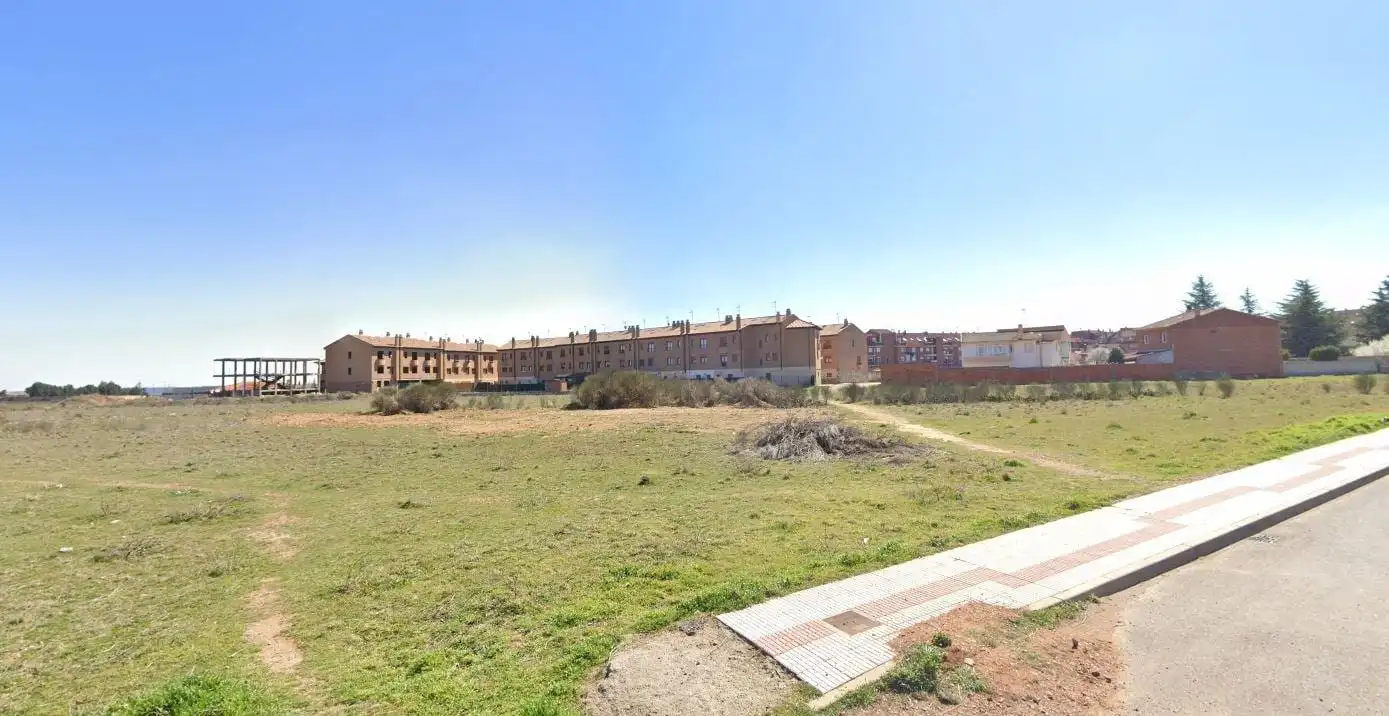 Terreni e lotti in vendita a Valverde de la Virgen, imagen 4