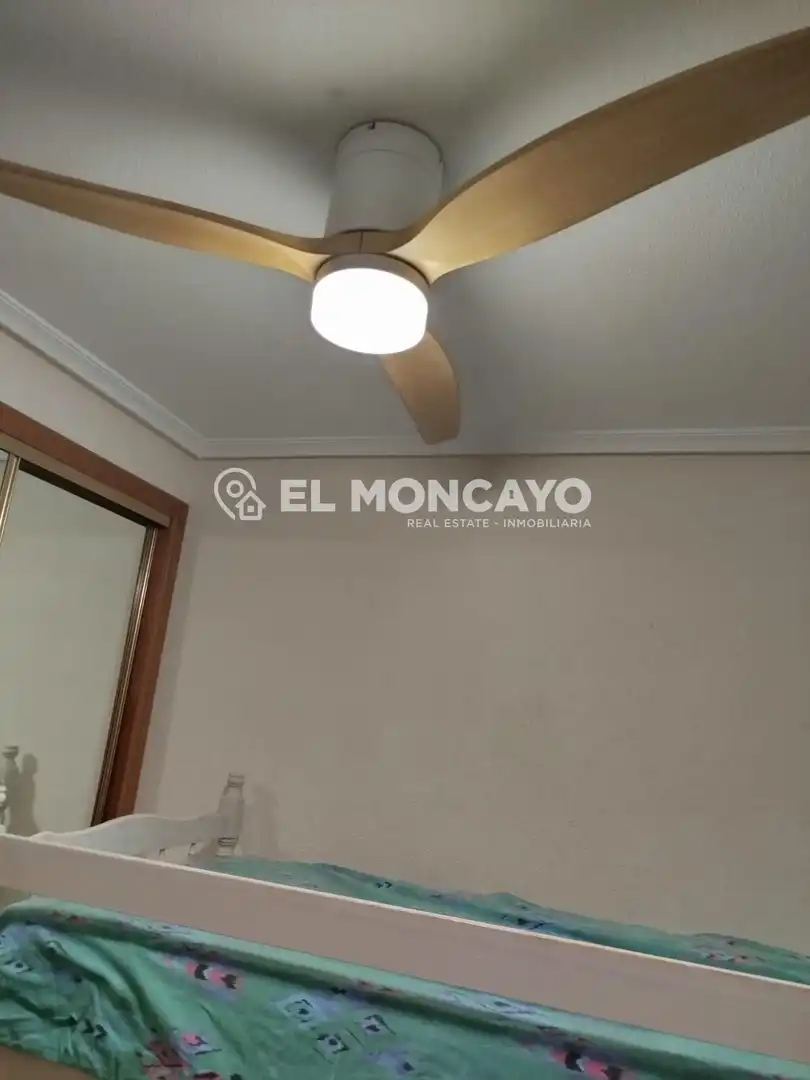 Living room of Houses for sale in Guardamar del Segura  with Air Conditioner, Heating and Private garden