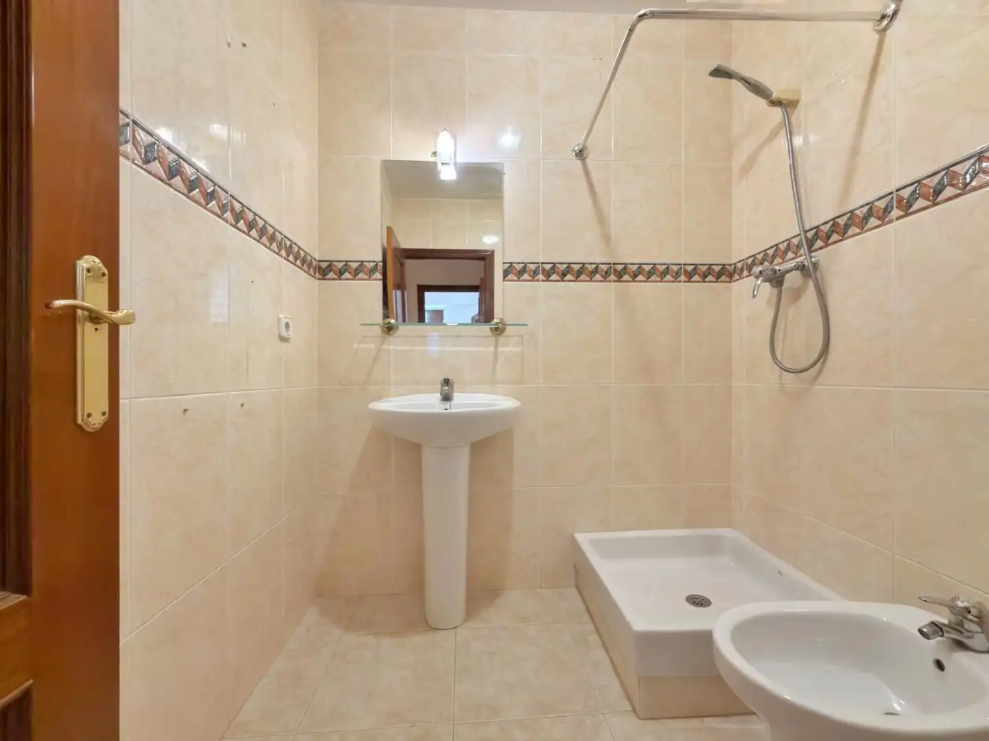 Bany de Pis en venda en Cubelles