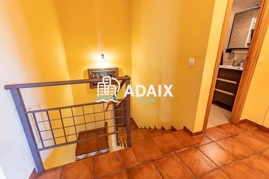 Casa o xalet en venda en Cáceres amb Aire condicionat, Calefacció i Terrassa