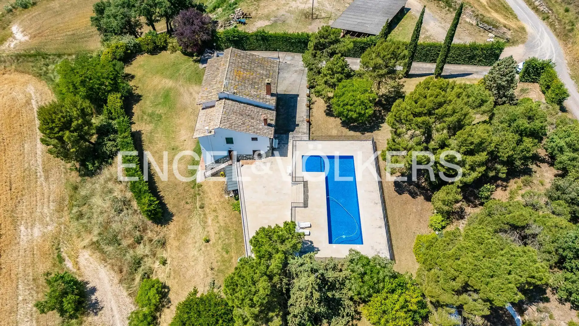 Finca rústica en venda en Sant Feliu Sasserra amb Calefacció, Terrassa i Piscina