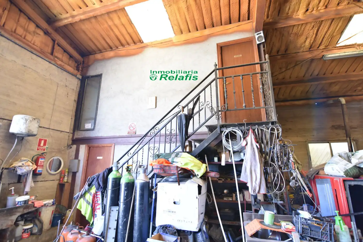 Industrial buildings for sale in Robleda