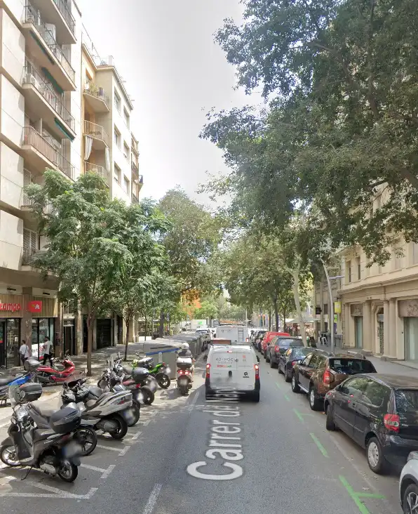 Pis en venda a Carrer de Nàpols