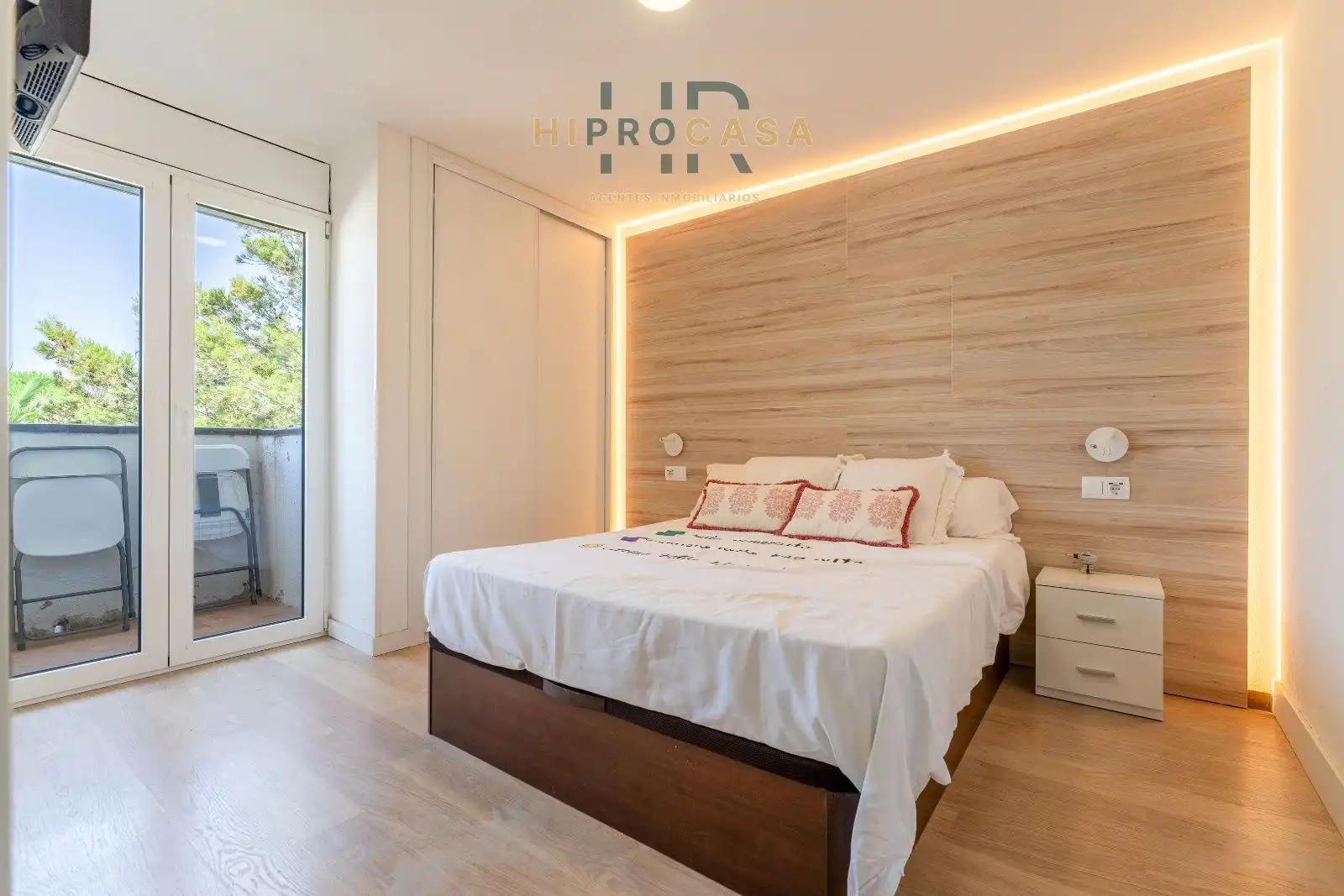 Habitación de Piso en venta en Población de Arroyo con Terraza y Amueblado