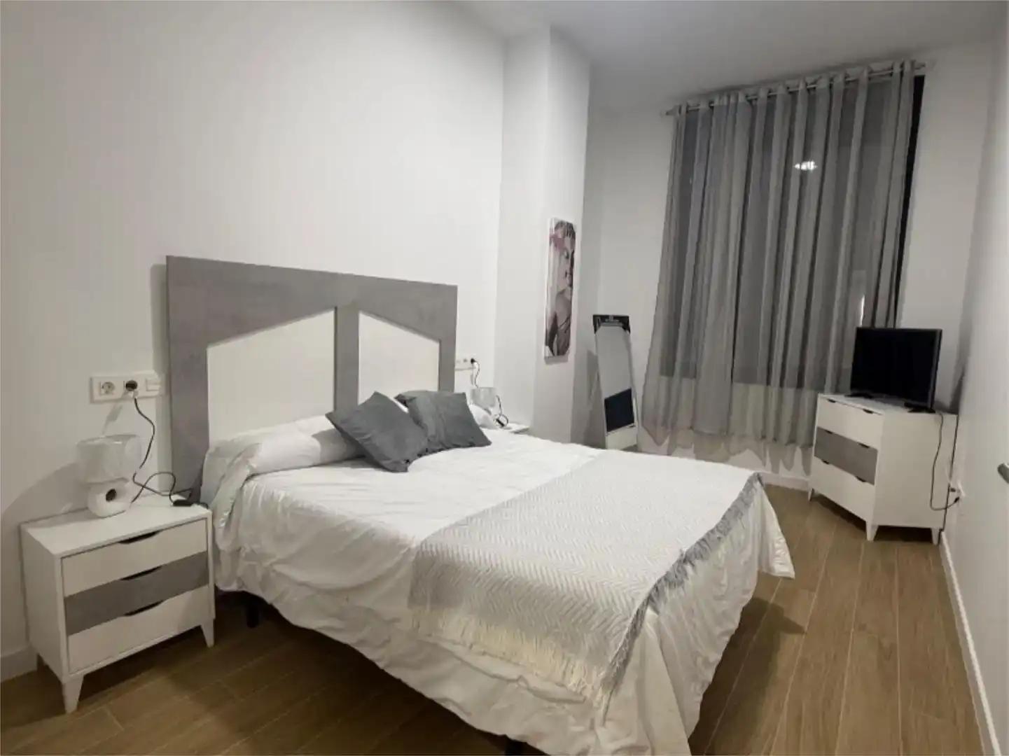 Schlafzimmer von Erdgeschoss zur Miete in Olivenza mit Klimaanlage