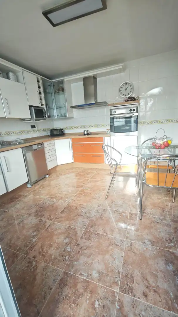 Cuina de Casa o xalet en venda en Roquetas de Mar amb Terrassa