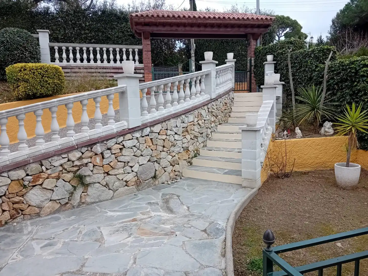 Detached house with terrace for sale in Can Massuet del Far, imagen 4
