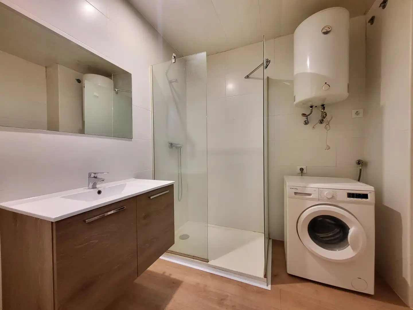 Baño de Estudio en venta en Nucli Urbà  