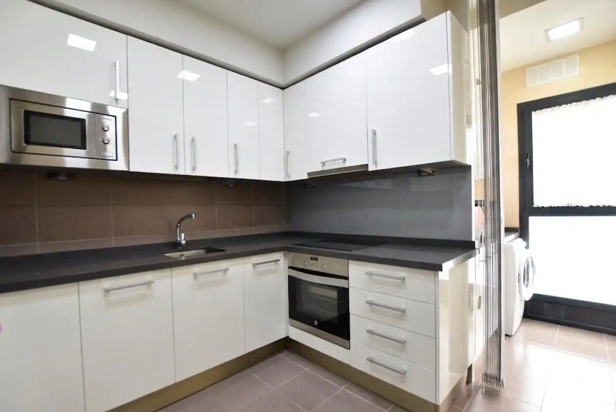Kitchen of Flat for rent in Granada  with Air Conditioner, Heating and Furnished