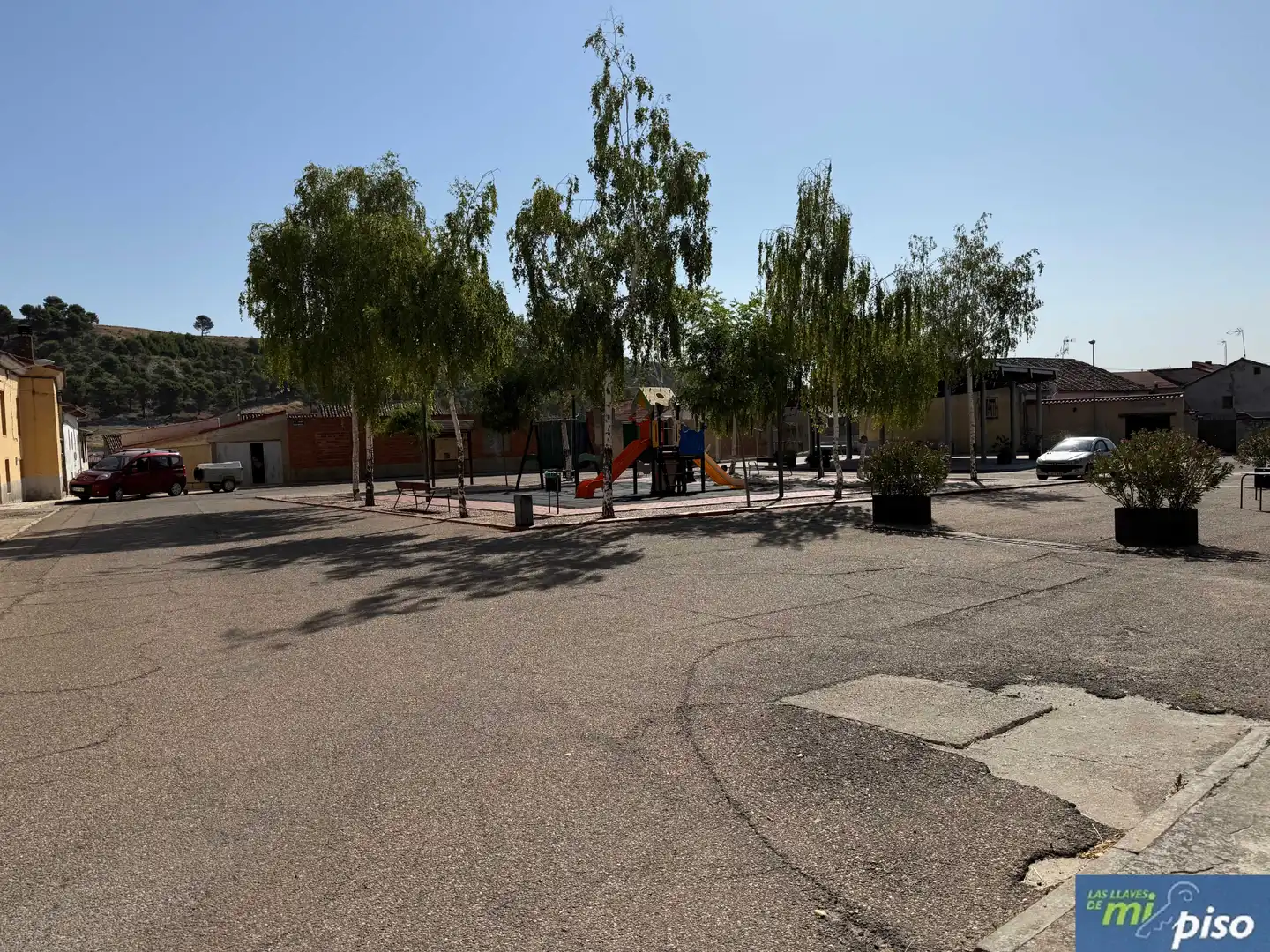 Vista exterior de Casa adosada en venda en Corcos amb Calefacció, Jardí privat i Parquet