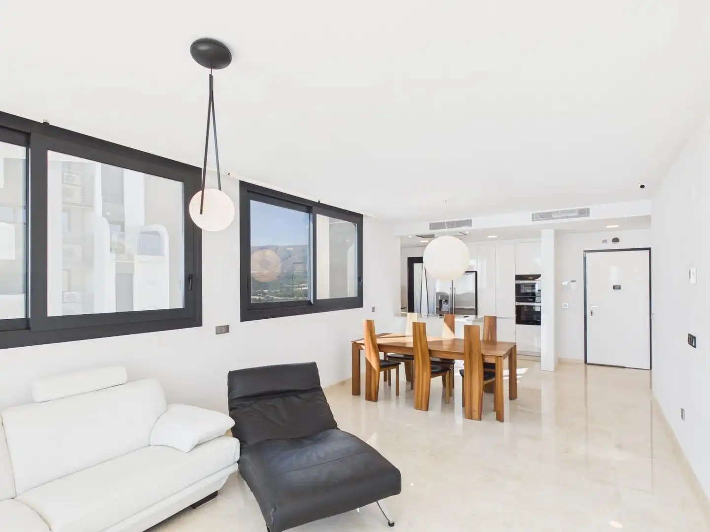 Ático con piscina en venta en Playa de Poniente, imagen 4