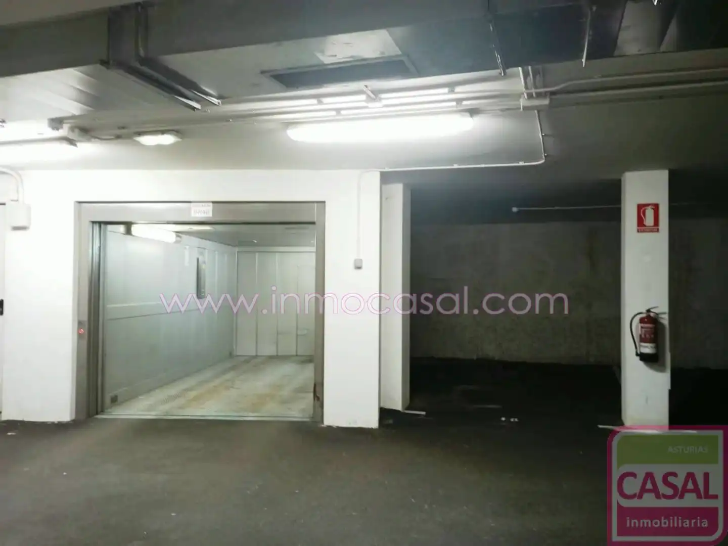 Garaje en venta en Cerdeño - El Palais - Mercadín