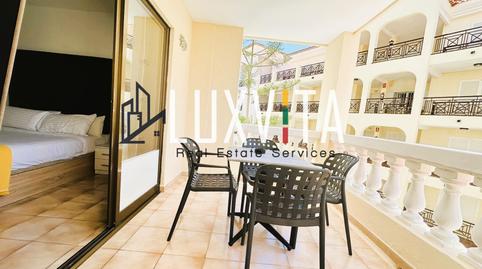 Foto 4 de Apartamento en venta en Avenida San Francisco, Los Cristianos, Arona