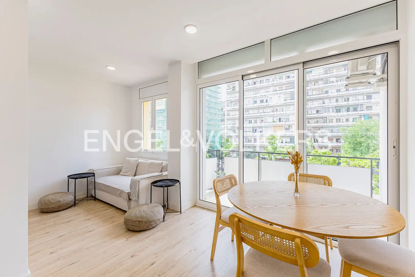 Piso en venta en La Verneda i la Pau