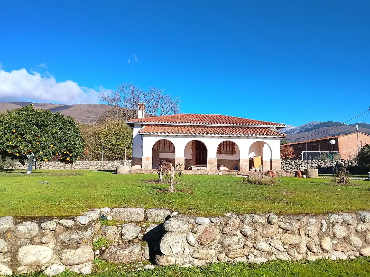 Vista exterior de Terreno en venta en Candeleda