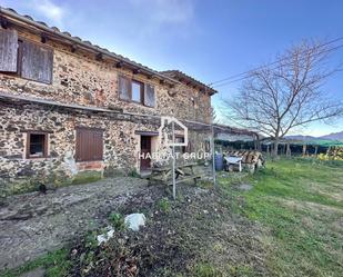 Vista exterior de Casa o xalet en venda en Santa Pau amb Calefacció i Jardí privat