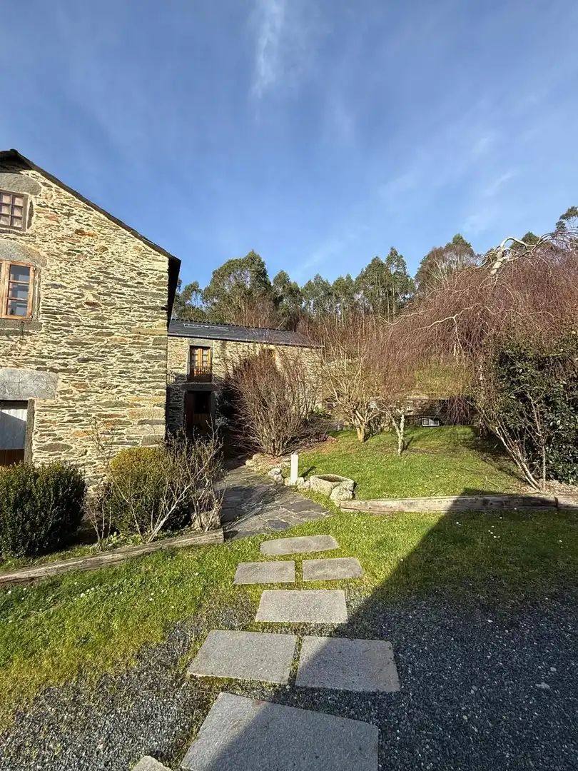 Vista exterior de Finca rústica en venta en Monfero con Calefacción, Jardín privado y Amueblado