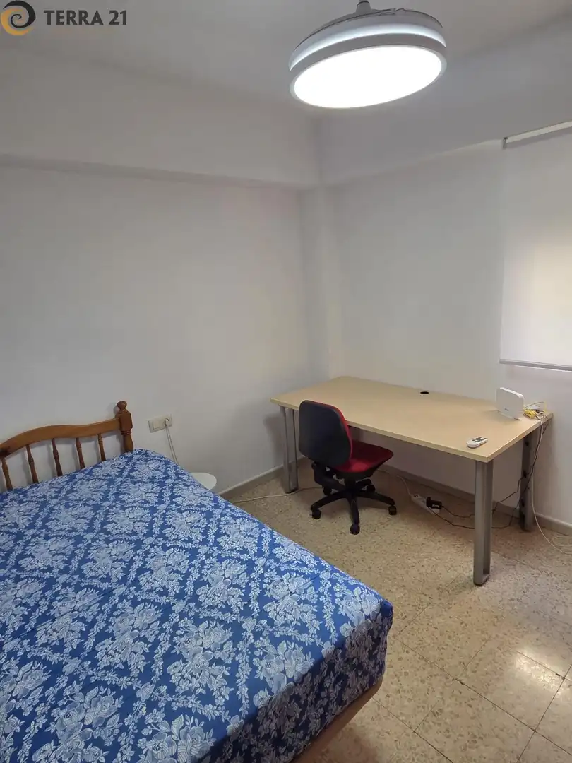 Flat with terrace to rent in Belén - San Roque, imagen 13