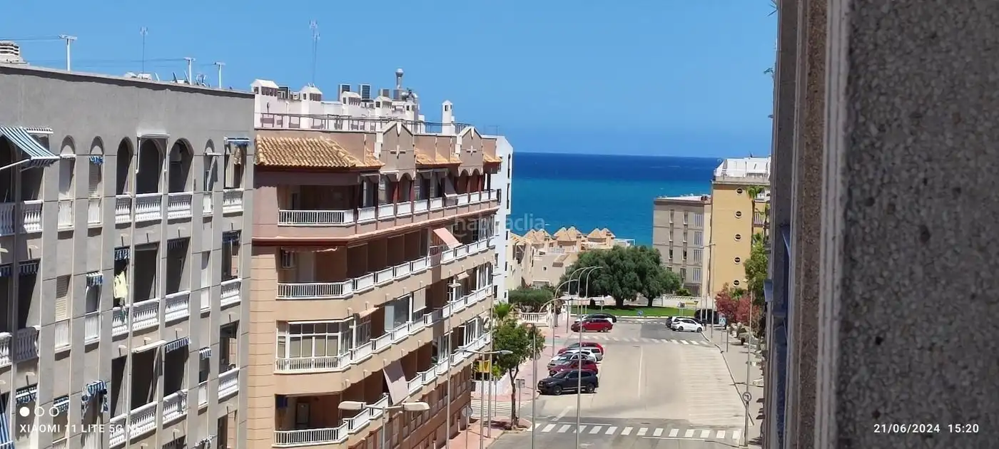 Ático con ascensor en venta en Calle Giner de los Ríos 24