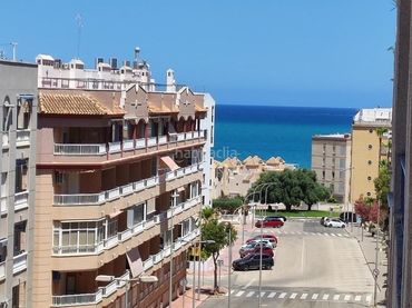 Penthouse with lift for sale in Calle Giner de los Ríos 24