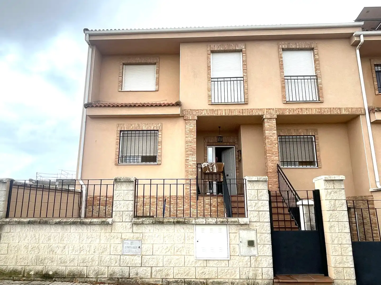 Vista exterior de Casa o xalet en venda en Linares