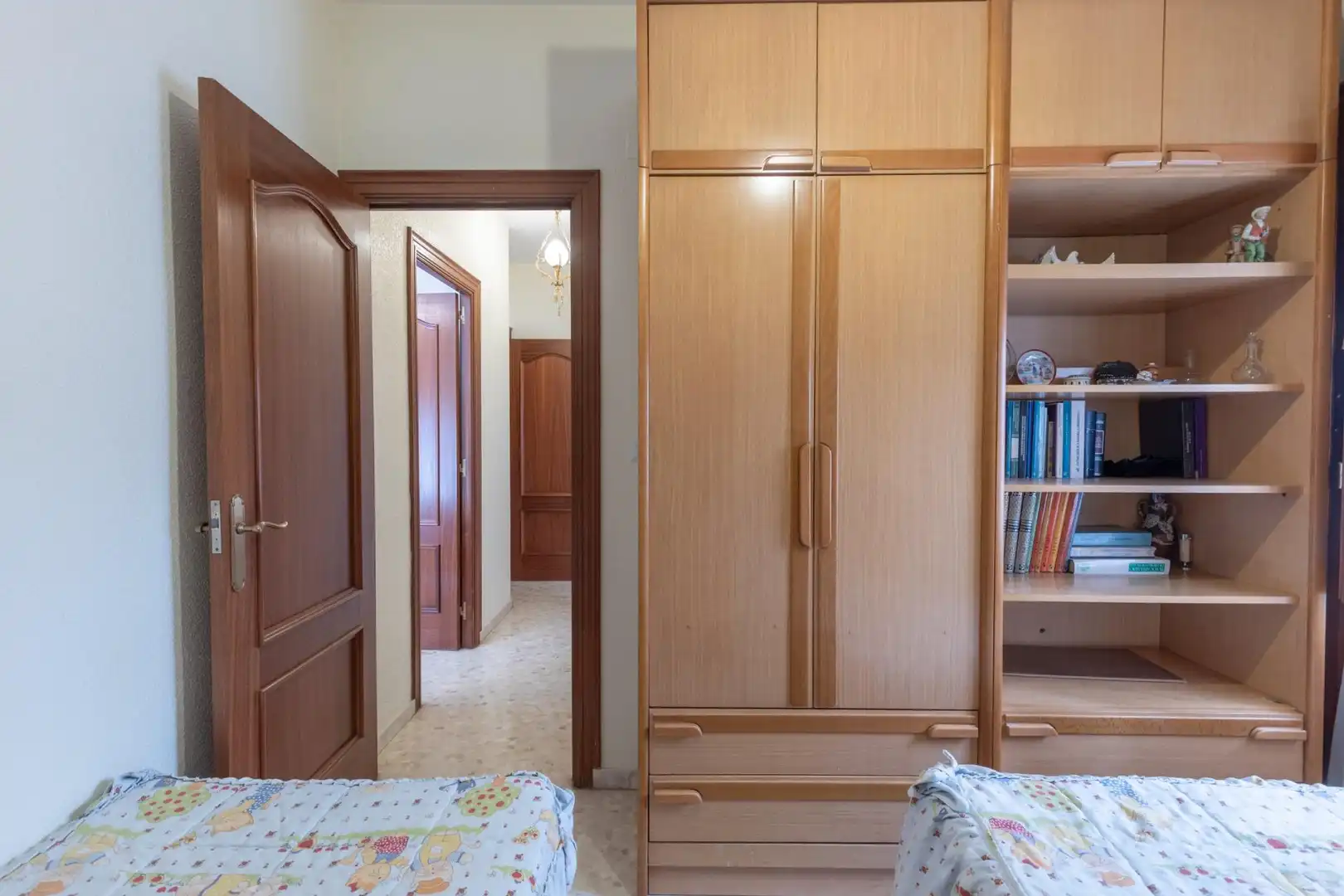 Bedroom of Houses for sale in Granada