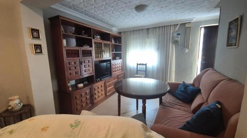 Foto 2 de Casa o chalet en venta en Calle Alcázar, 1, PAU 2-600, Puertollano