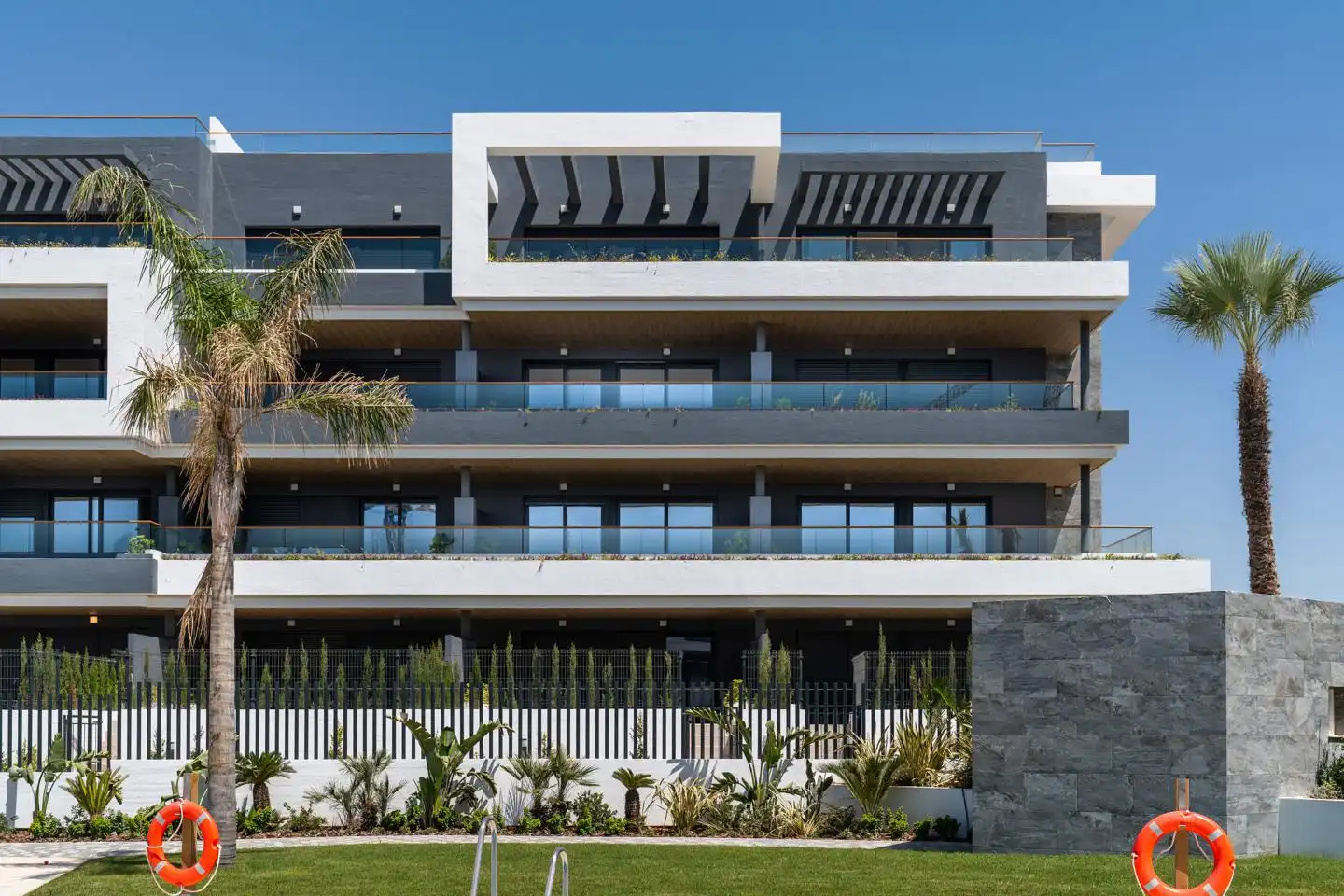 Flat with pool for sale in Avenida Reverendo Francisco Sarrio Paya
