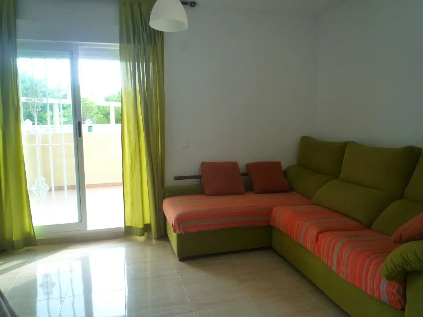 Habitación de Apartamento en venta en Xeraco con Terraza, Amueblado y Balcón