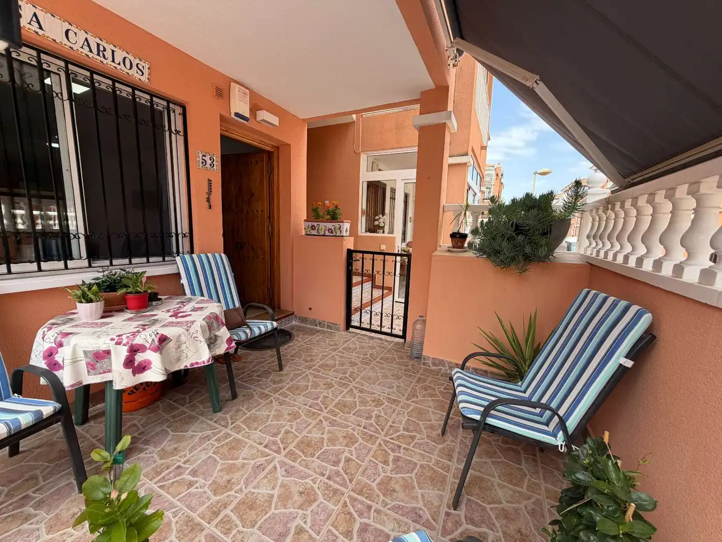 Terrasse von Wohnungen zum Verkauf in Orihuela mit Klimaanlage, Schwimmbad und Möbliert