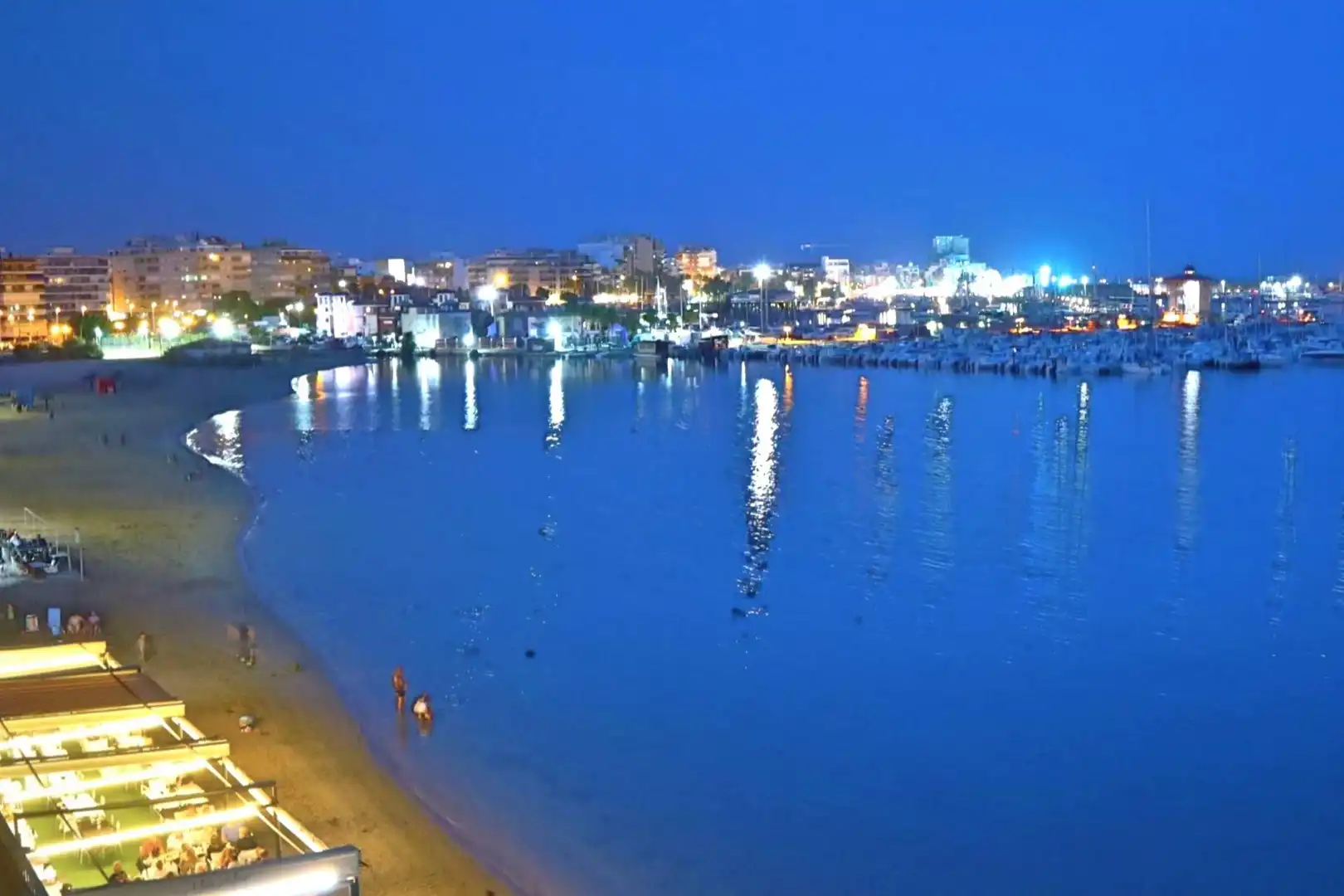Vista exterior de Apartament en venda en Torrevieja amb Aire condicionat, Calefacció i Terrassa