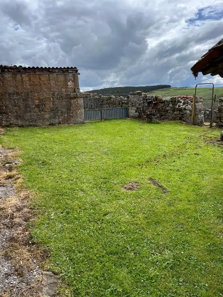 Chalet en venta en Reinosa, imagen 3