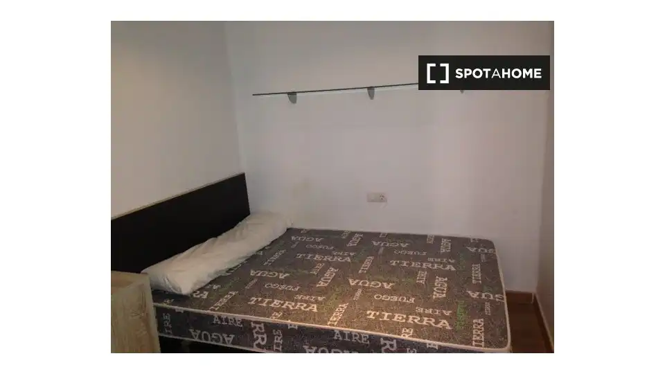 Room in El Botànic