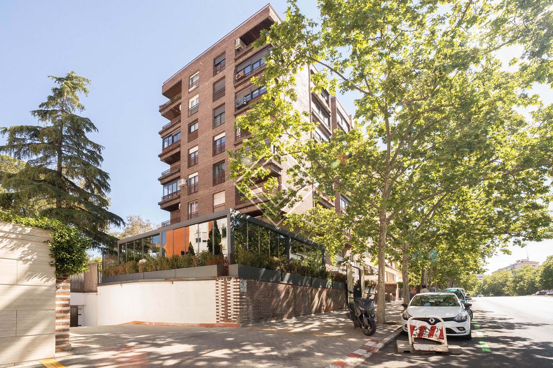 Vista exterior de Casa o chalet en venta en  Madrid Capital