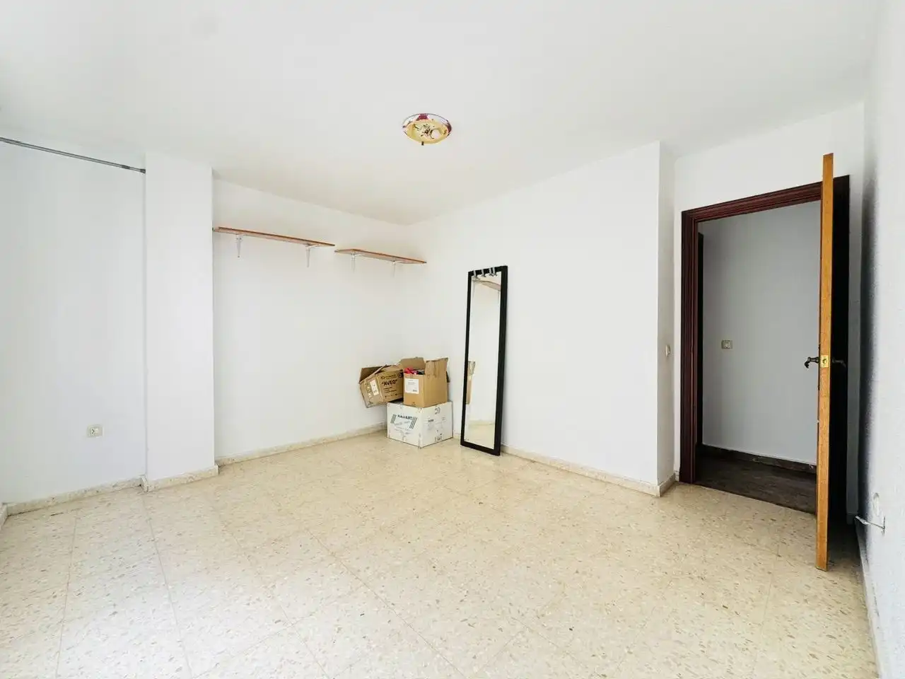 Bedroom of Flat for sale in Torrox