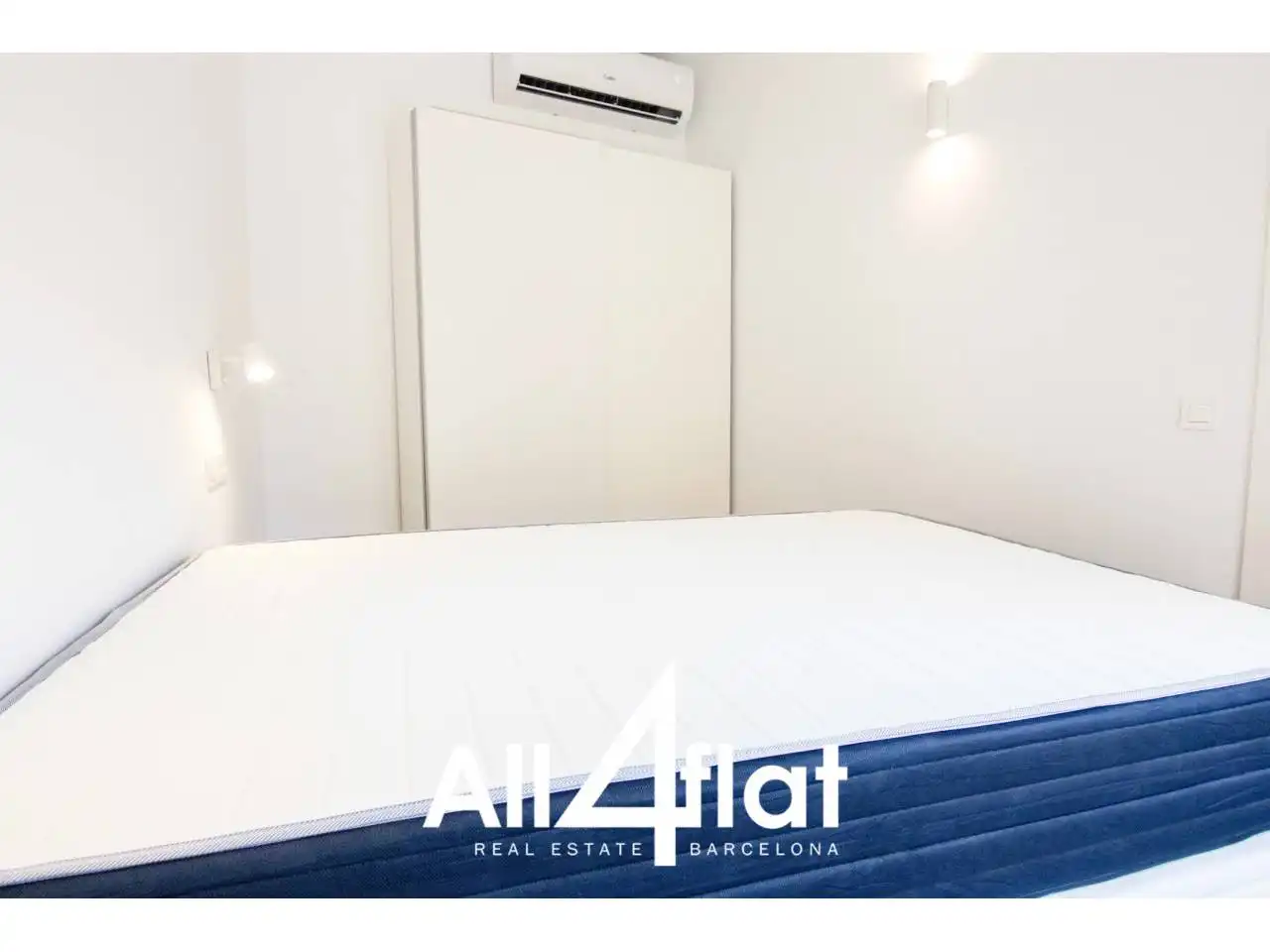 Habitación de Estudio de alquiler en Barcelona con Aire acondicionado, Calefacción y Parquet