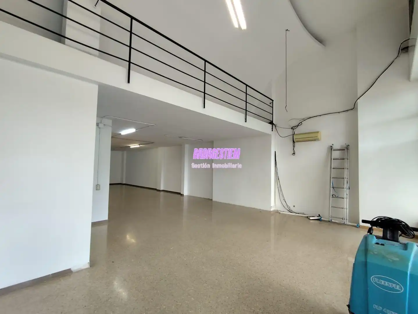 Local comercial en venta en Montigalà - Sant Crist, imagen 9