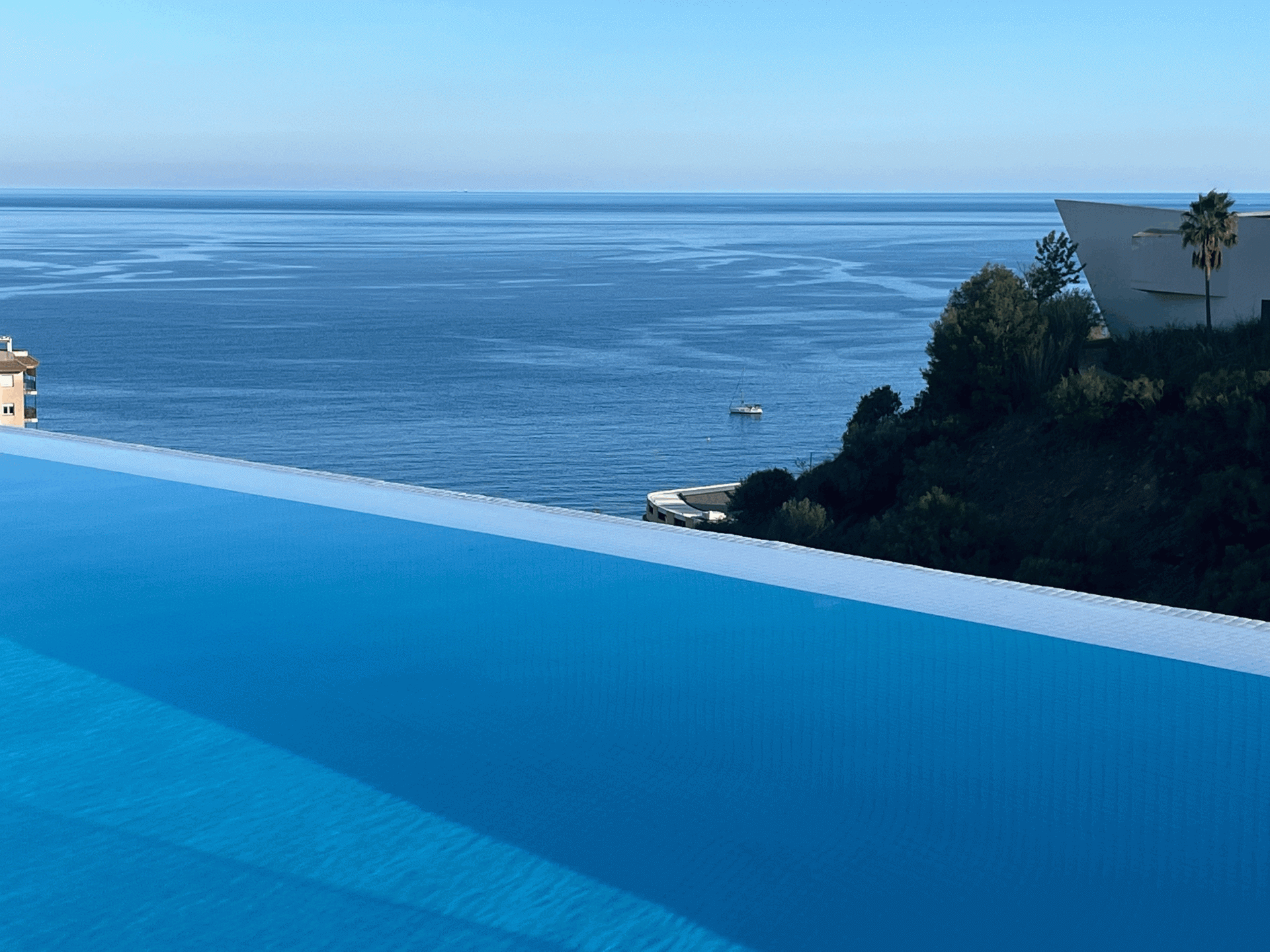 Swimming pool of Apartment to rent in Benalmádena  with Air Conditioner, Terrace and Swimming Pool