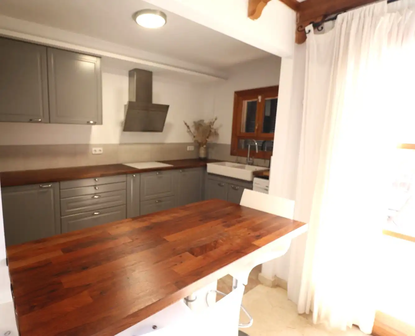 Cocina de Casa adosada de alquiler en Llucmajor con Aire acondicionado, Jardín privado y Terraza