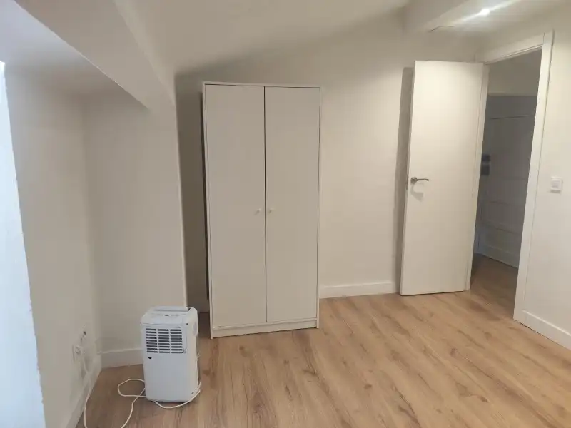 Wohnung zur Miete in N/A, -1, Pravia