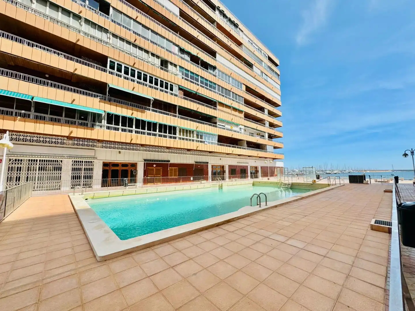 Apartment with pool for sale in Avenida Avenida Doctor Gregorio Marañón, imagen 2
