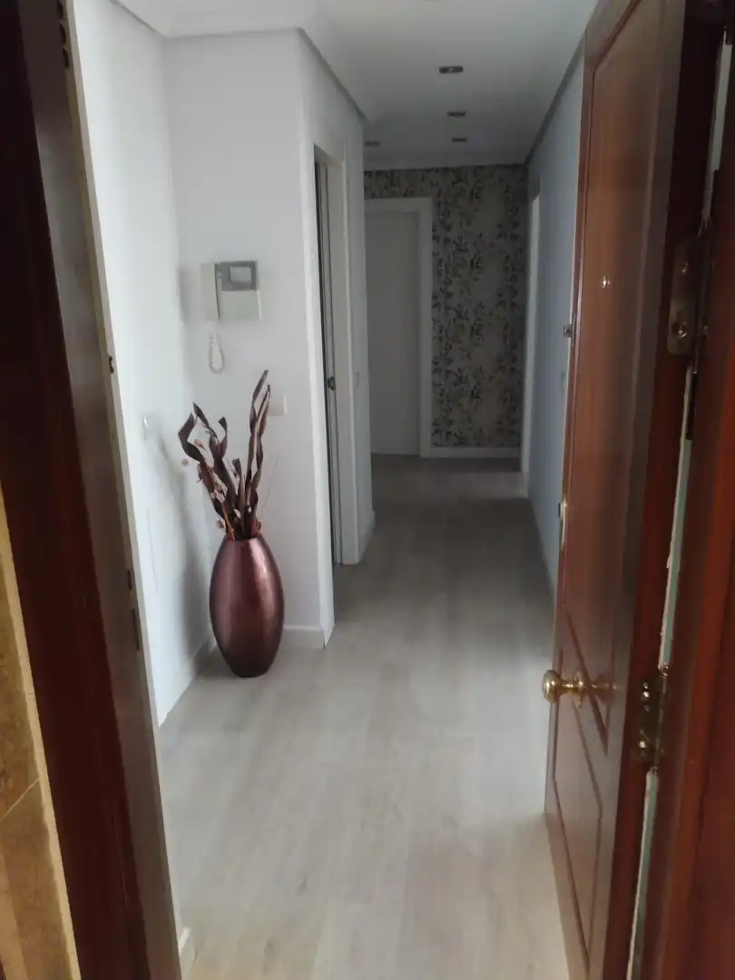 Flat for rent in Almería