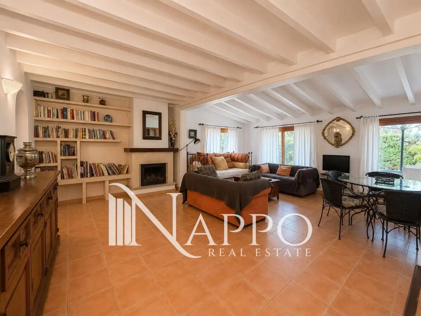 Sala de estar de Casa o chalet en venta en Pollença con Aire acondicionado, Calefacción y Piscina