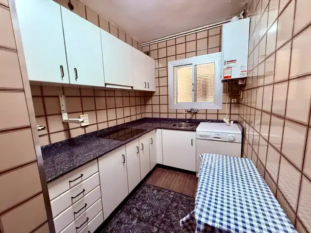 Cocina de Piso en venta en Barcelona con Calefacción y Trastero