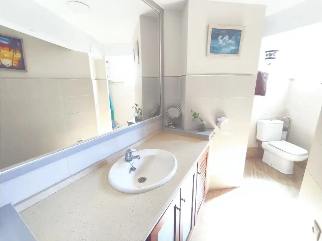Bathroom of Flat for rent in Córdoba