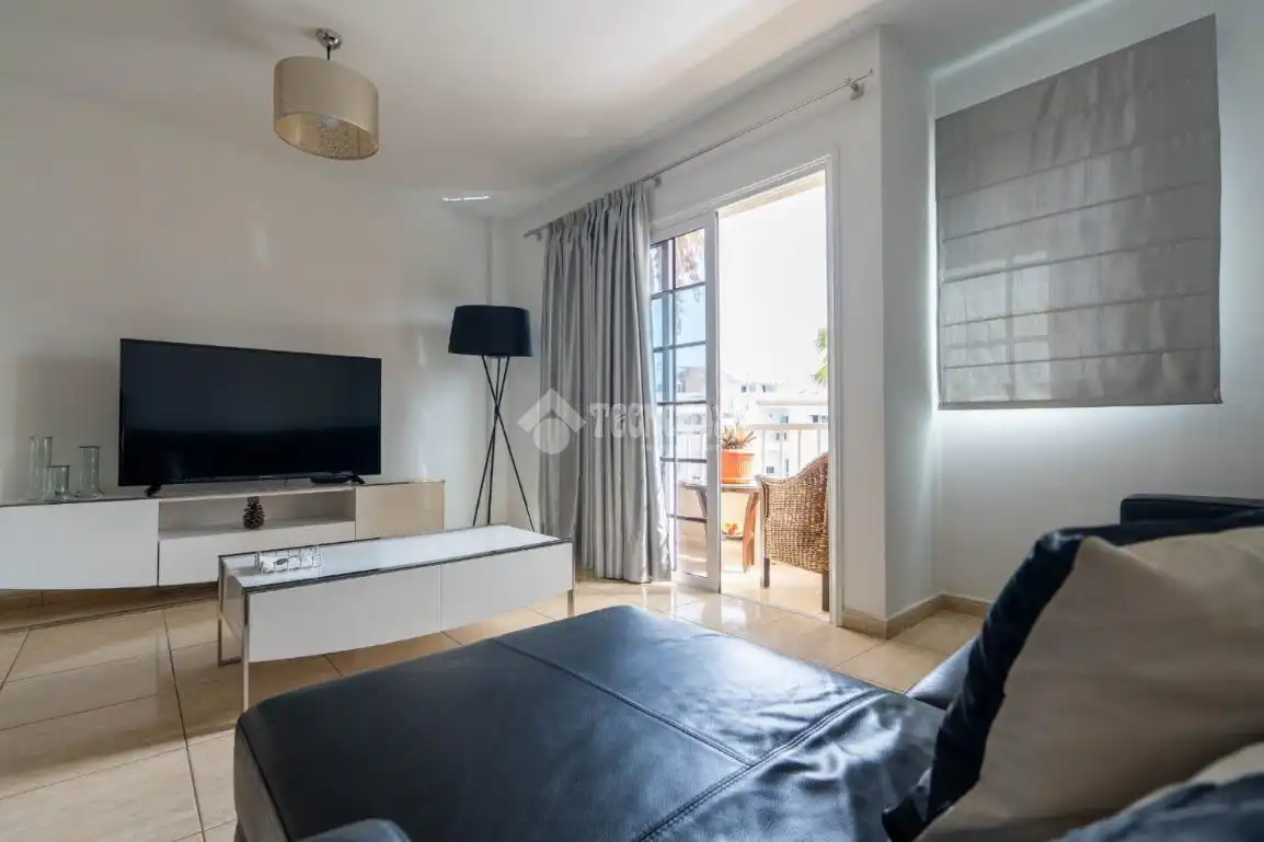 Sala de estar de Piso en venta en Granadilla de Abona con Aire acondicionado, Trastero y Balcón